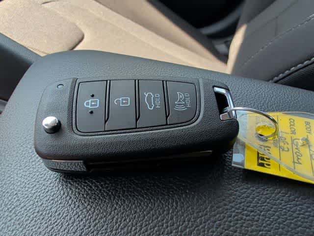 Thumbnail: 2025 Hyundai Elantra - 29