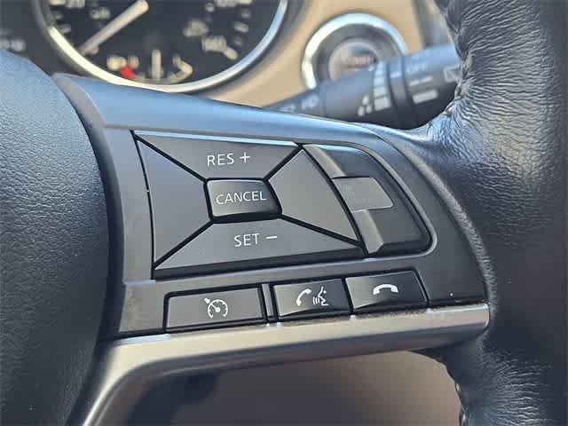 Thumbnail: 2017 Nissan Rogue - 24