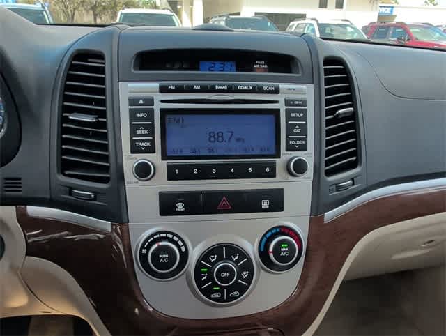 Thumbnail: 2009 Hyundai Santa Fe - 21