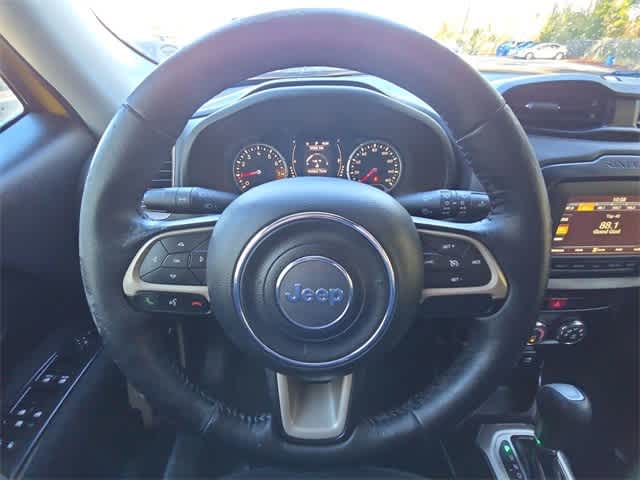 Thumbnail: 2016 Jeep Renegade - 22