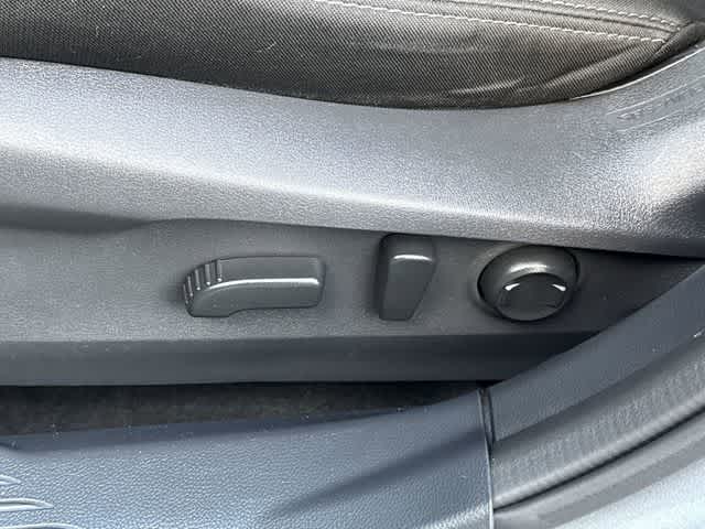 Thumbnail: 2023 Subaru Outback - 15