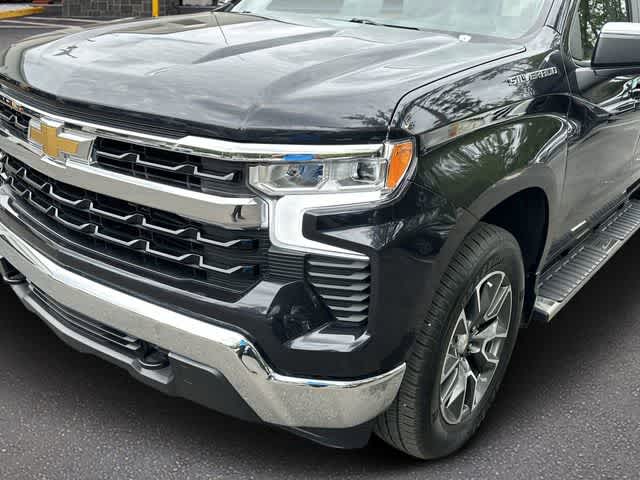 Thumbnail: 2023 Chevrolet Silverado 1500 - 30