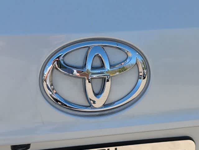 Thumbnail: 2023 Toyota Highlander - 10