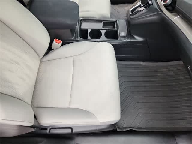 Thumbnail: 2016 Honda CR-V - 19