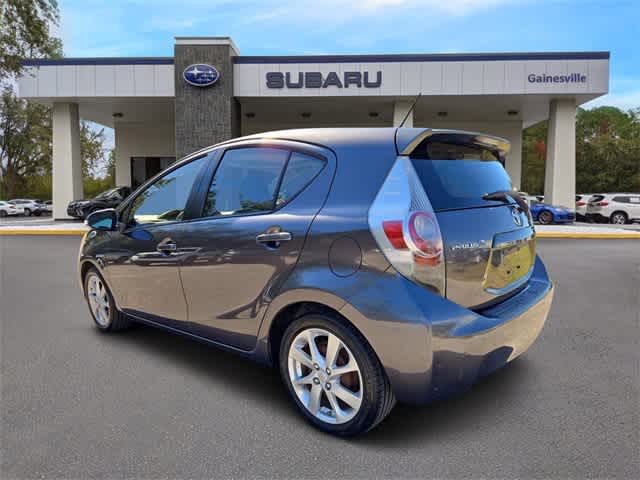 Thumbnail: 2012 Toyota Prius c - 3