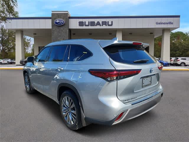 Thumbnail: 2021 Toyota Highlander - 4