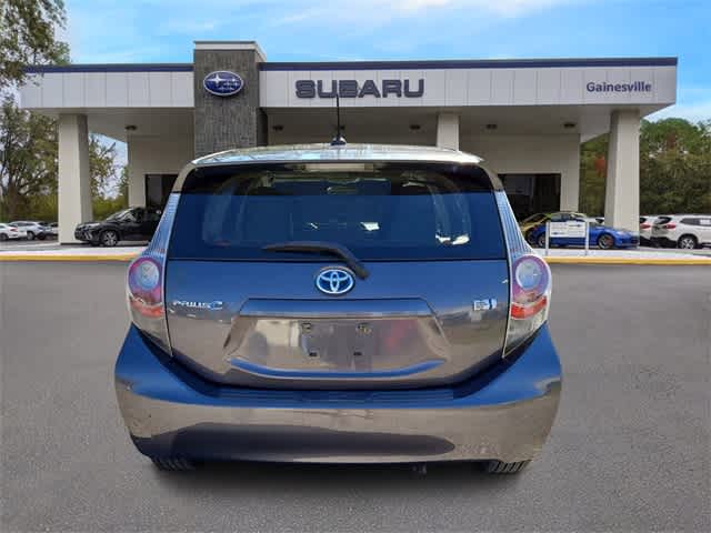 Thumbnail: 2012 Toyota Prius c - 4
