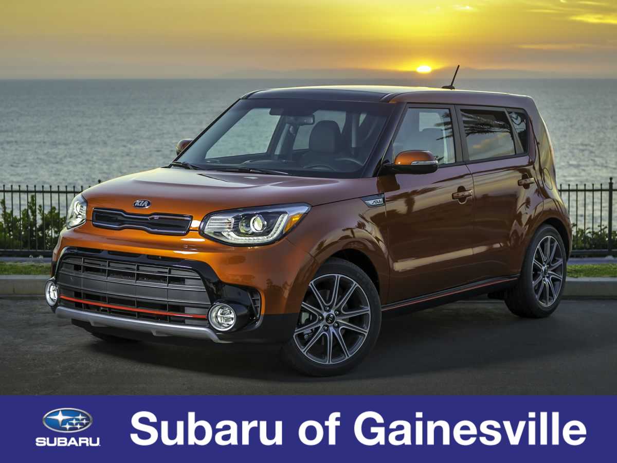 2017 Kia Soul Base