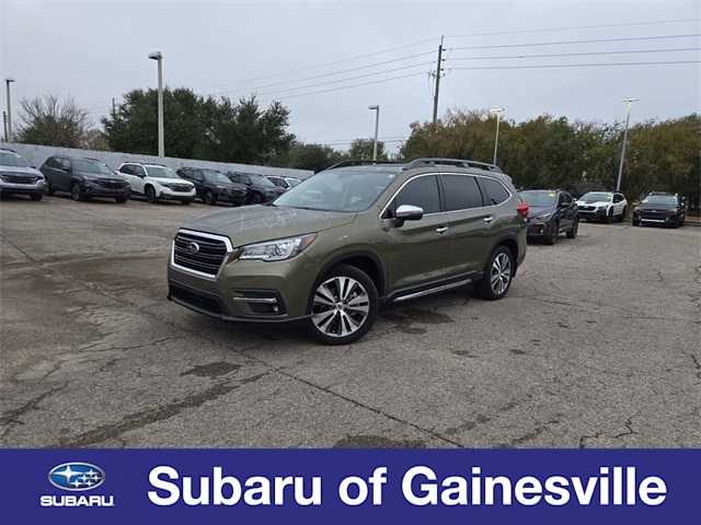 2022 Subaru Ascent Touring's photo