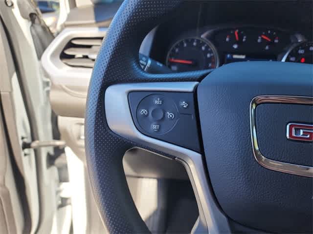 Thumbnail: 2023 GMC Acadia - 21