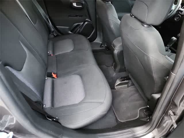 Thumbnail: 2020 Jeep Renegade - 18