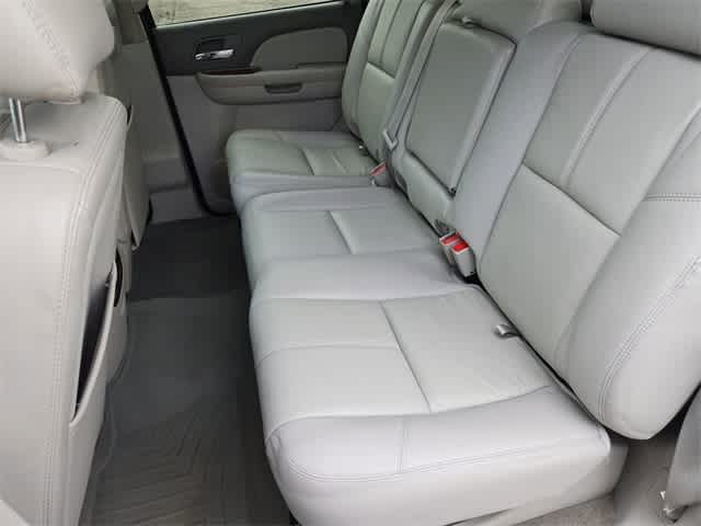 Thumbnail: 2013 Chevrolet Avalanche 1500 - 19