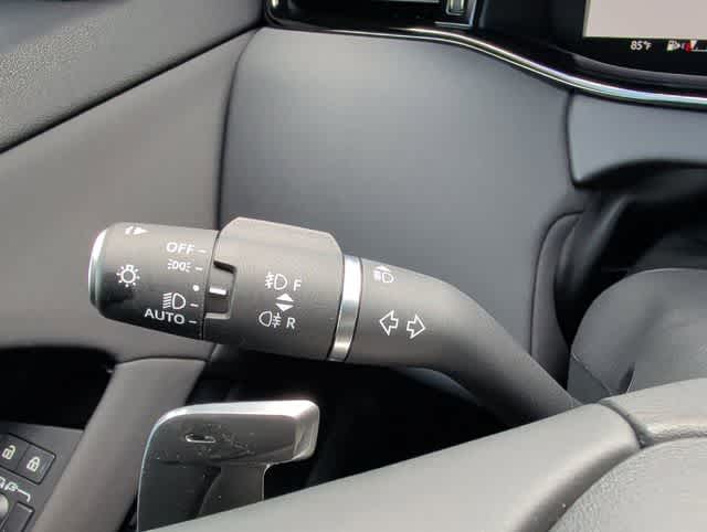 Thumbnail: 2025 Land Rover Range Rover Evoque - 25