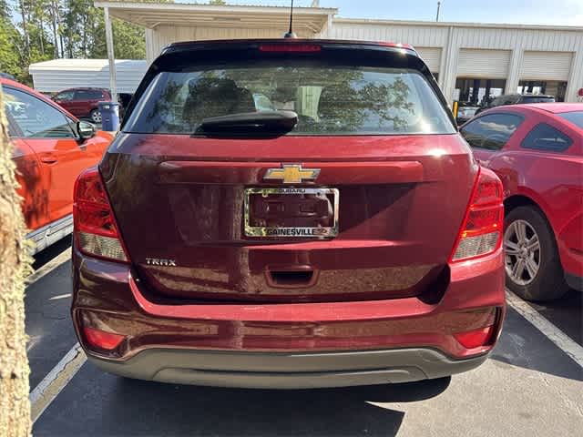 Thumbnail: 2017 Chevrolet Trax - 6