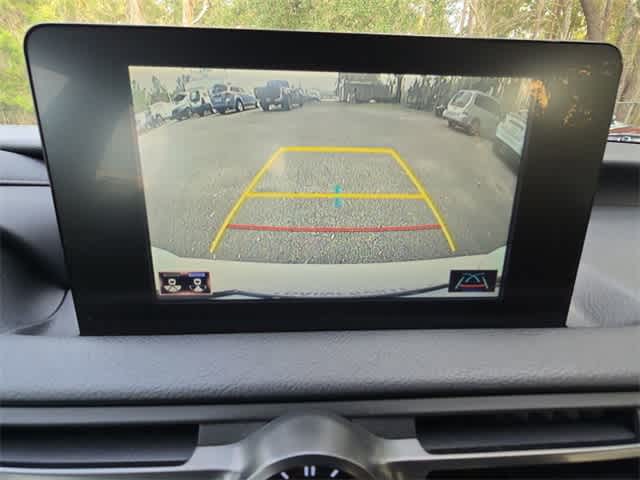 Thumbnail: 2023 Lexus IS - 27