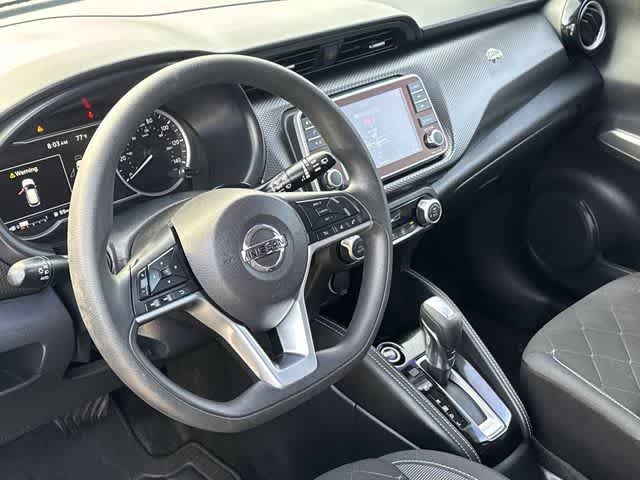 Used 2019 Nissan Kicks SV with VIN 3N1CP5CU8KL470483 for sale in Gainesville, FL
