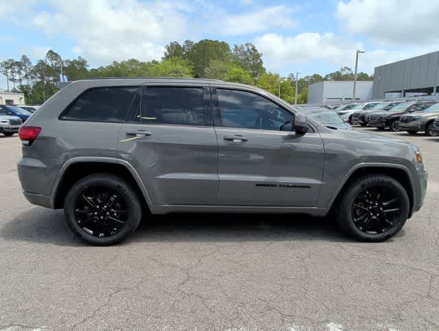 Thumbnail: 2021 Jeep Grand Cherokee - 7