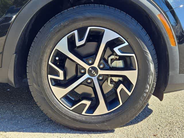 Thumbnail: 2023 Kia Sportage - 12