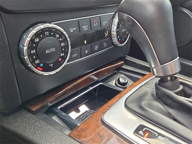 Thumbnail: 2014 Mercedes-Benz C-Class - 29