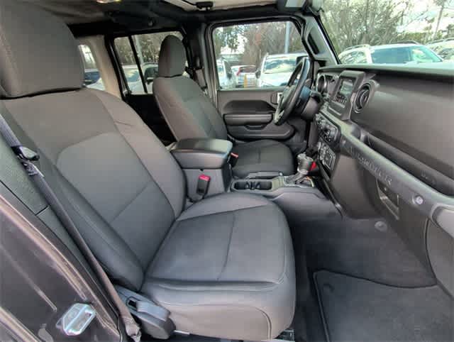 Thumbnail: 2021 Jeep Wrangler - 18