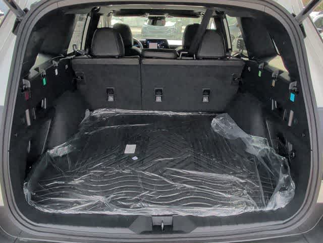 Thumbnail: 2026 Subaru Outback - 33