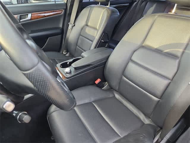 Thumbnail: 2014 Mercedes-Benz C-Class - 15