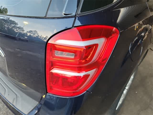 Thumbnail: 2017 Chevrolet Equinox - 10