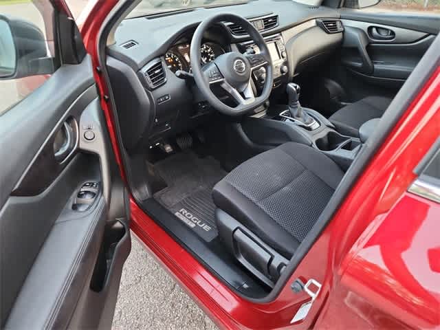 Thumbnail: 2019 Nissan Rogue Sport - 2