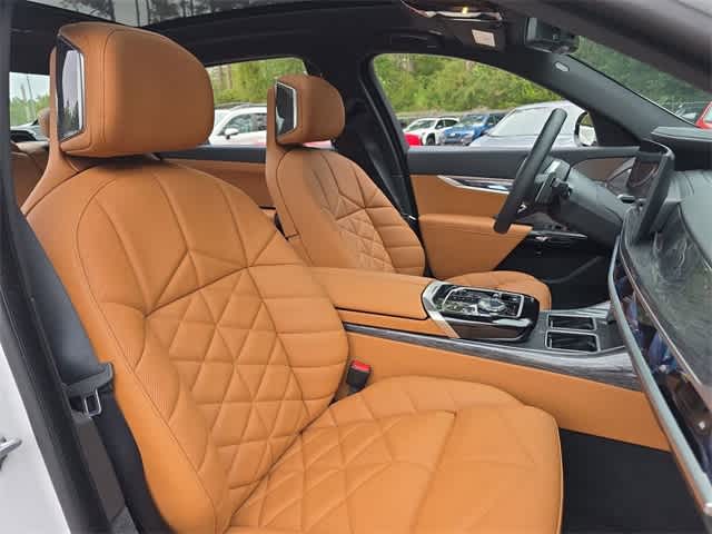 Thumbnail: 2024 BMW 7 Series - 22