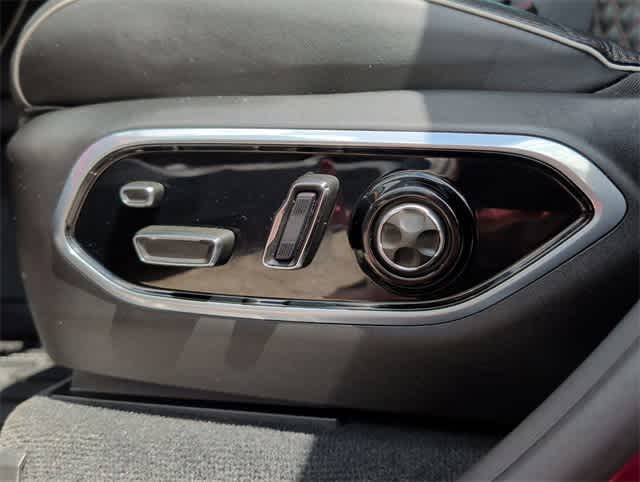 Thumbnail: 2023 Jeep Grand Cherokee L - 15