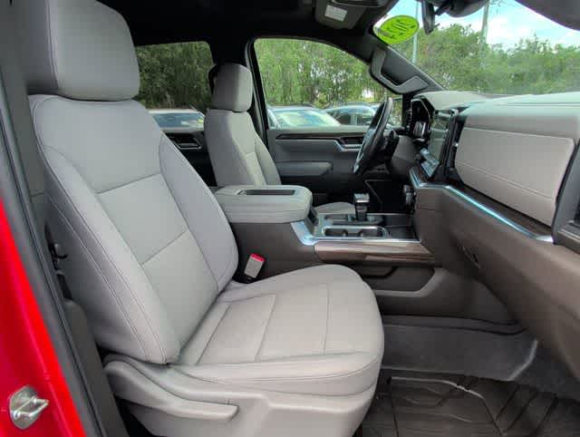 Thumbnail: 2022 Chevrolet Silverado 1500 - 19