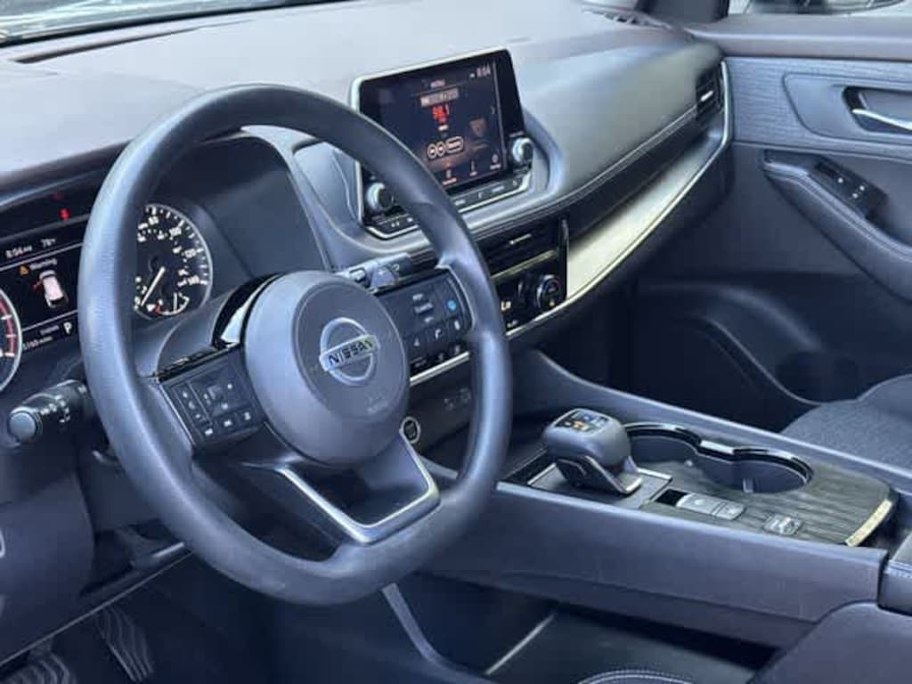 Used 2021 Nissan Rogue SV SUV