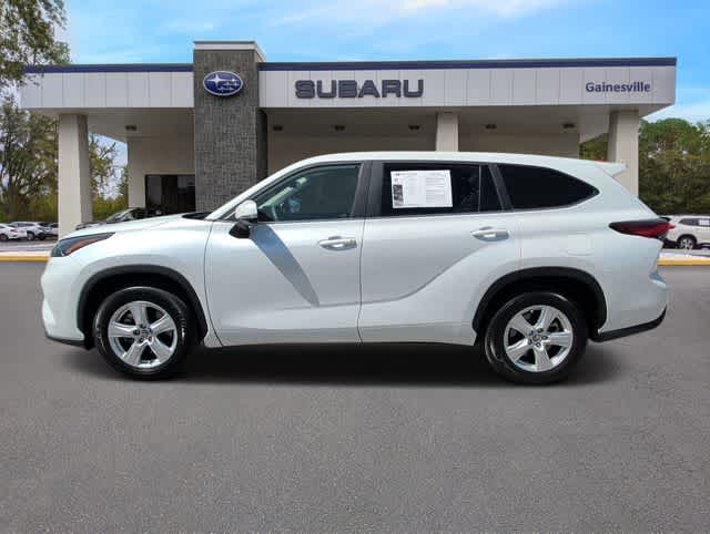 Thumbnail: 2023 Toyota Highlander - 3