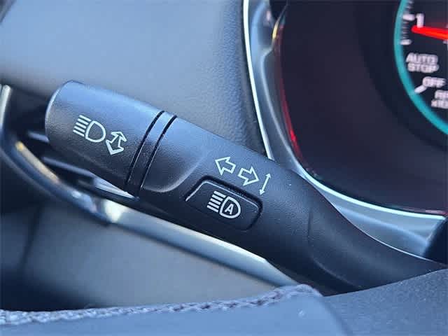 Thumbnail: 2023 Chevrolet Traverse - 26