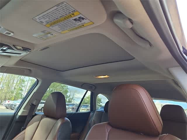 Thumbnail: 2022 Subaru Outback - 18