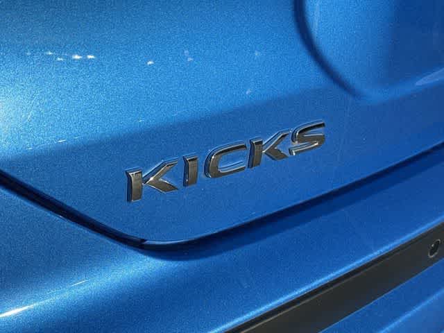 Thumbnail: 2021 Nissan Kicks - 12