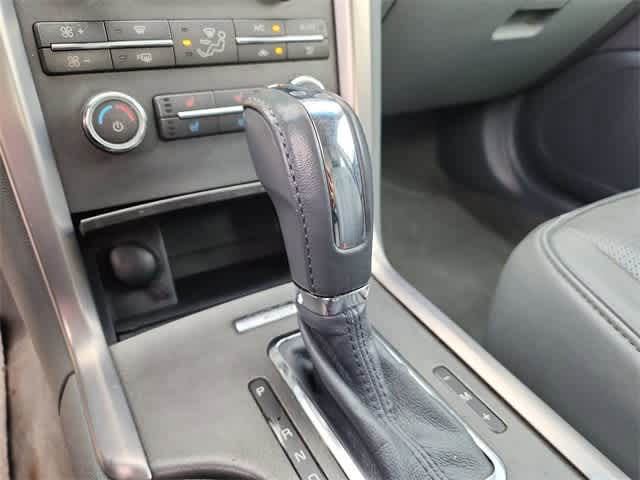 Thumbnail: 2010 Lincoln MKZ - 26