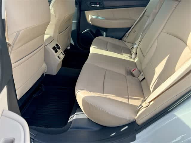2018 Subaru Outback Limited 18