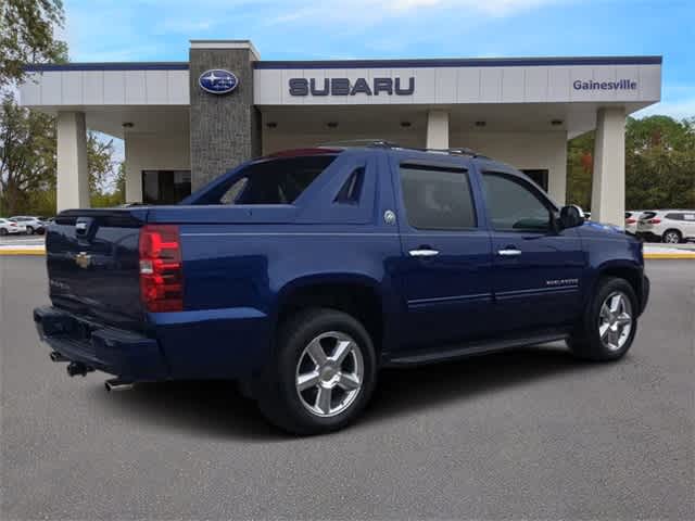 Thumbnail: 2013 Chevrolet Avalanche 1500 - 6