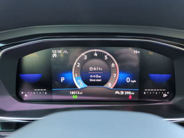 Thumbnail: 2023 Volkswagen Jetta - 30