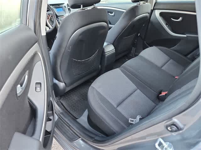 Thumbnail: 2016 Hyundai Elantra - 16