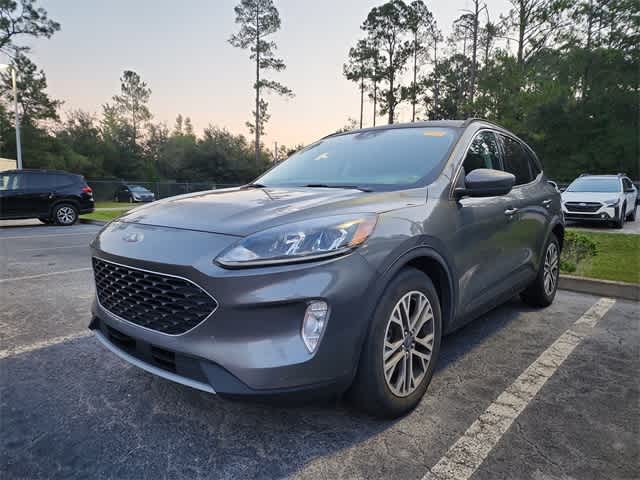 2022 Ford Escape SEL photo 2