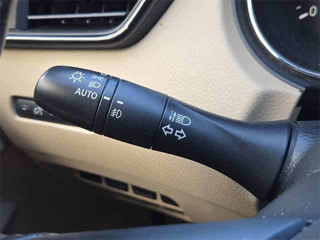 Thumbnail: 2017 Nissan Rogue - 26