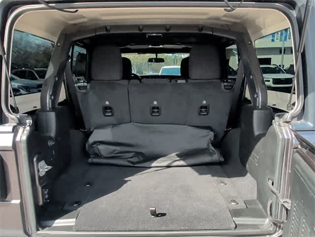 Thumbnail: 2021 Jeep Wrangler - 29