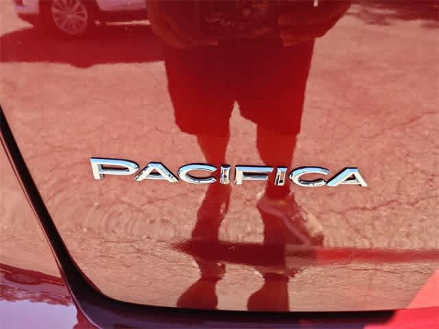 Thumbnail: 2021 Chrysler Pacifica - 11