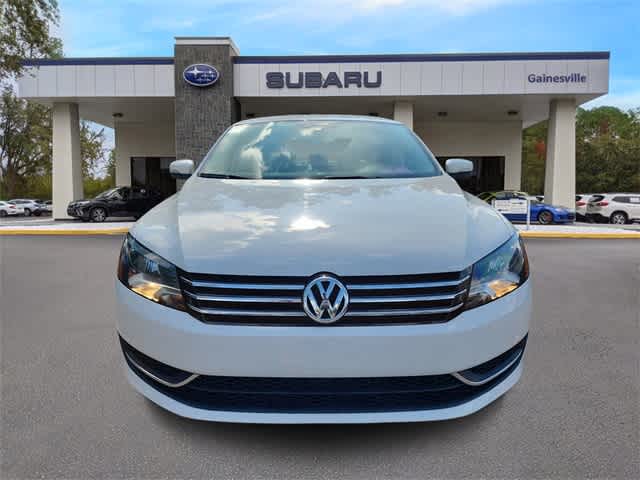 Thumbnail: 2013 Volkswagen Passat - 9