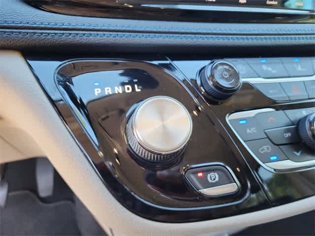 Thumbnail: 2021 Chrysler Pacifica - 27