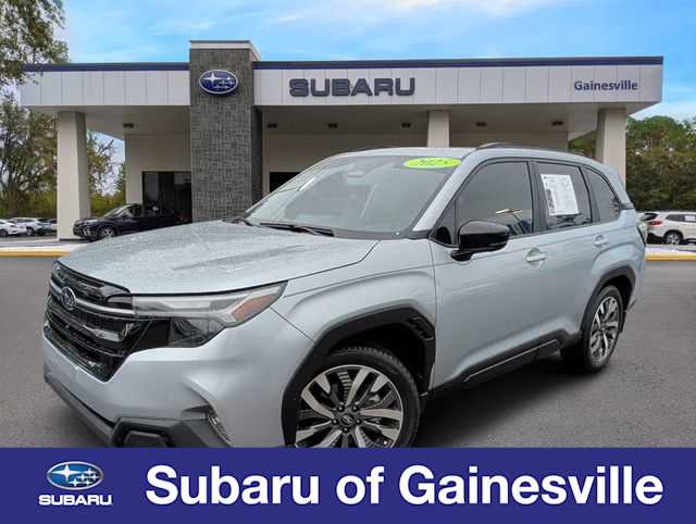 2025 Subaru Forester Touring's photo
