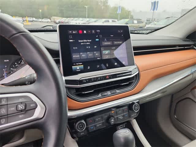 Thumbnail: 2022 Jeep Compass - 23