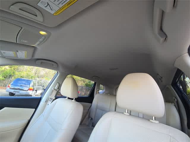 Thumbnail: 2017 Nissan Rogue - 18